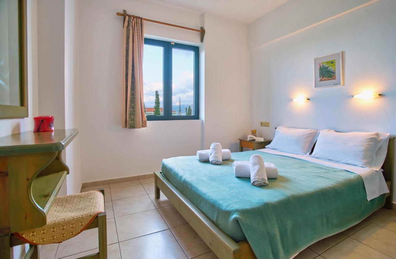 Dionysos Apartments & Studios Sztalída Kültér fotó