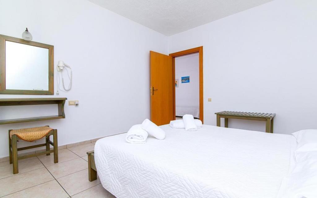Dionysos Apartments & Studios Sztalída Kültér fotó